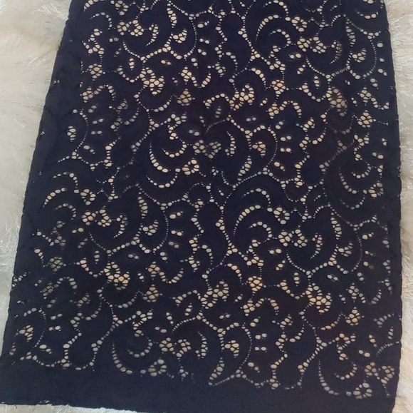 Dress - Picture 6 of 6